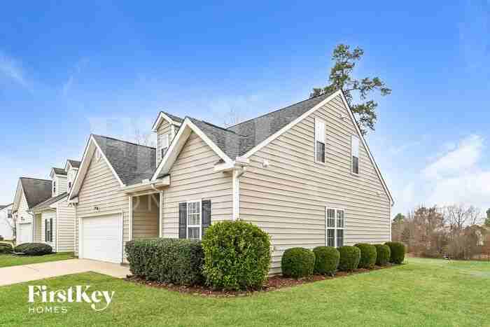 2209 Castle Pines Dr - Photo 2 of 15