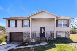 909 Country View Dr - Photo 1 of 1