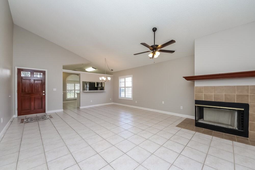 791 E Charing Cross Cir - Photo 3 of 14