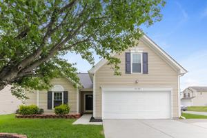 featured image of 10129 Green Hedge Ave