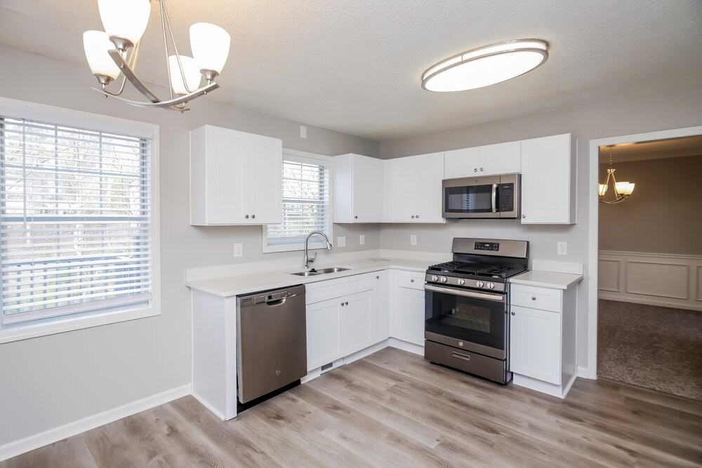 1929 Knipe Dr Sw - Photo 7 of 18