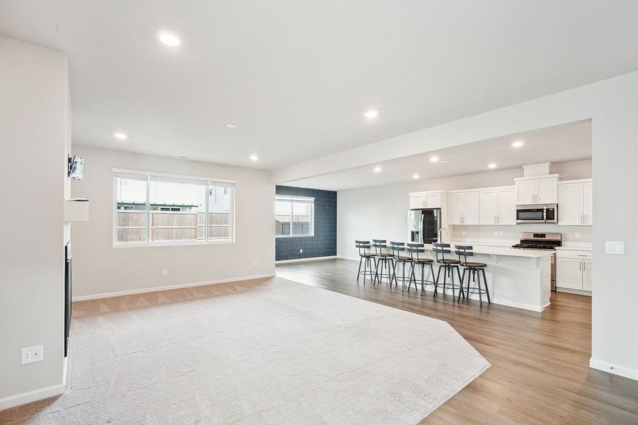 1687 36th Ave - Photo 3 of 22