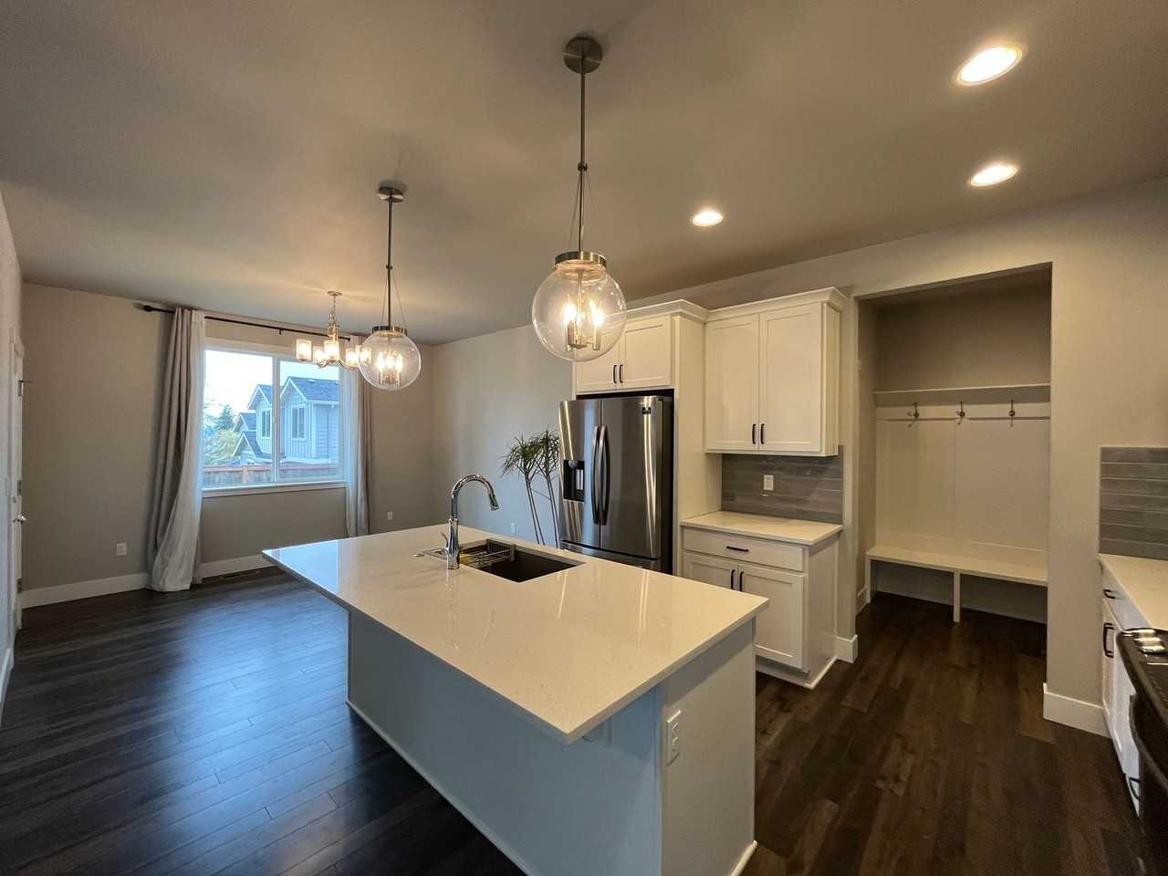 15675 Ne Clackamas Ct - Photo 3 of 34