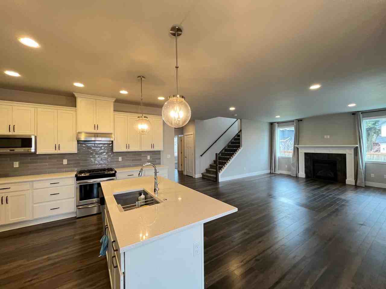 15675 Ne Clackamas Ct - Photo 7 of 34