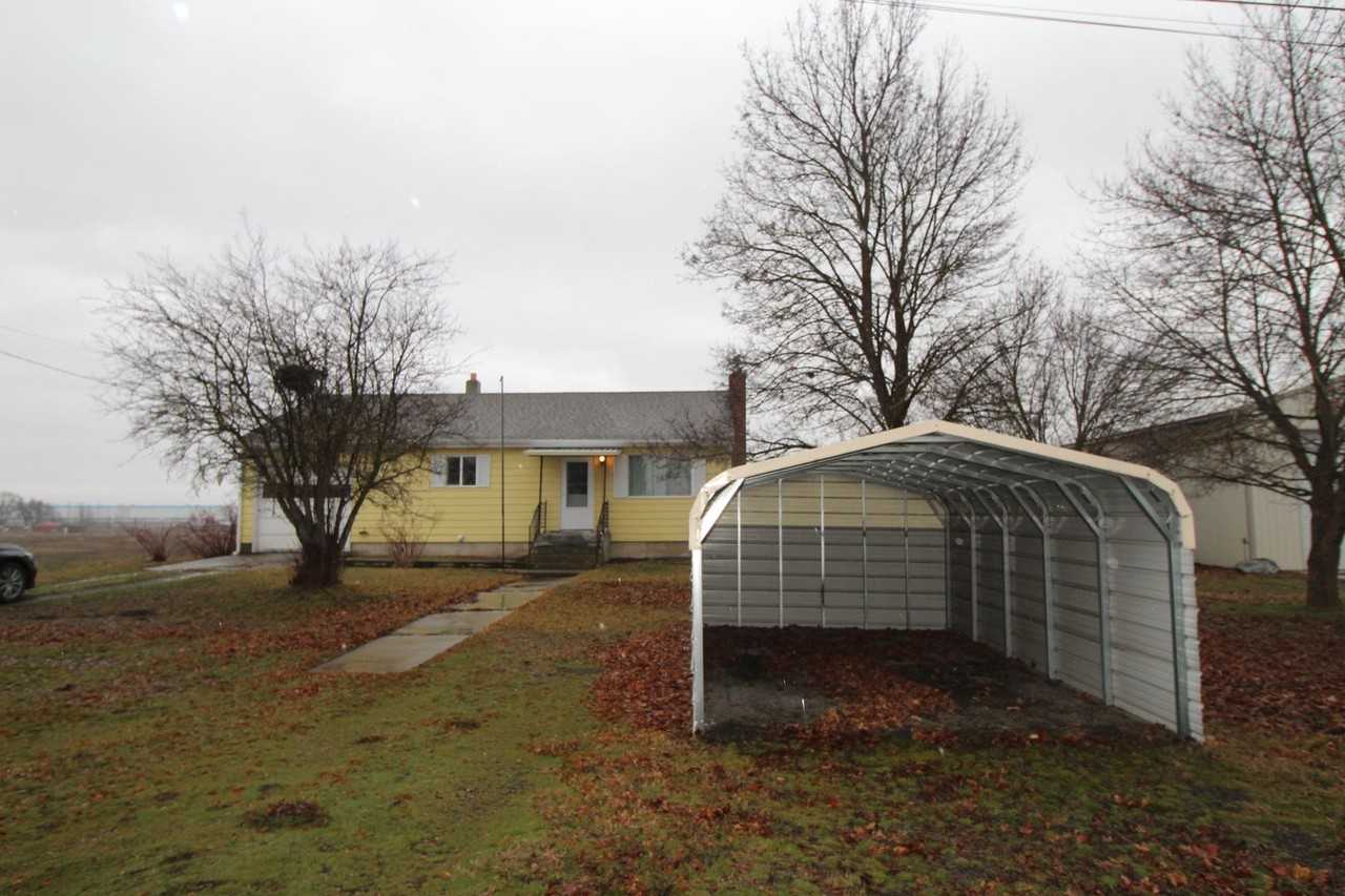 11105 W Electric Ave - Photo 3 of 16