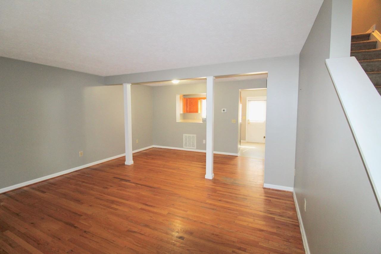 2358 Breckenridge Ct - Photo 2 of 25