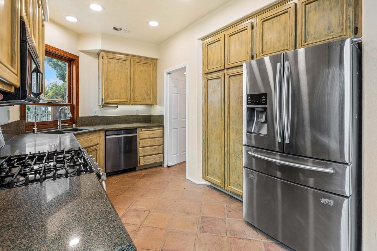 11216 Caminito Aclara - Photo 5 of 27