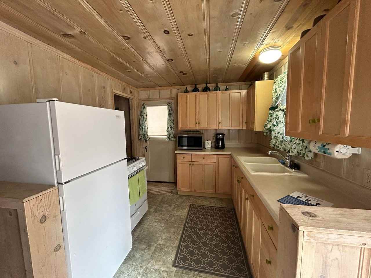 4023 Azure Ave - Photo 2 of 13