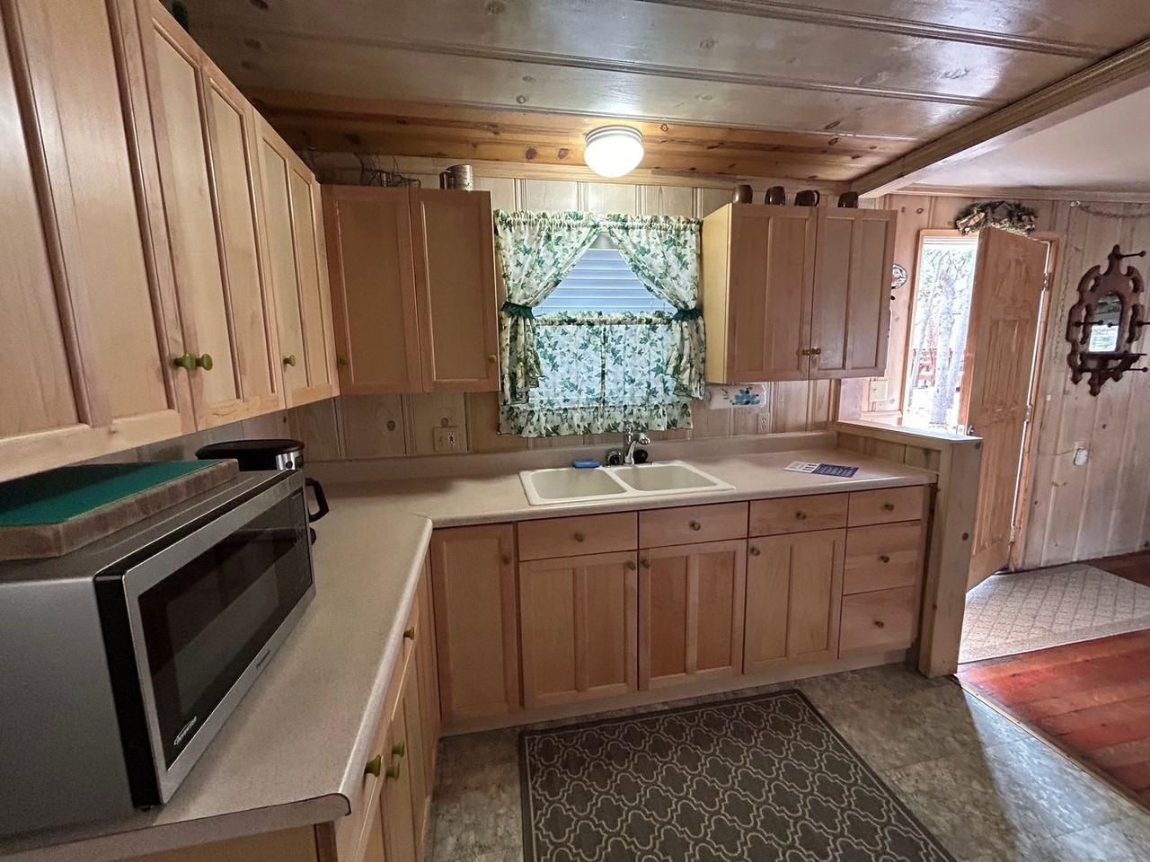 4023 Azure Ave - Photo 4 of 13