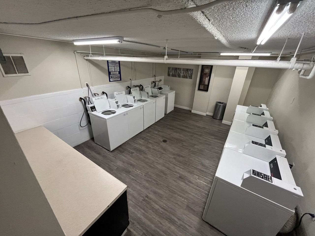 1635 North Martel Avenue - Photo 5 of 42