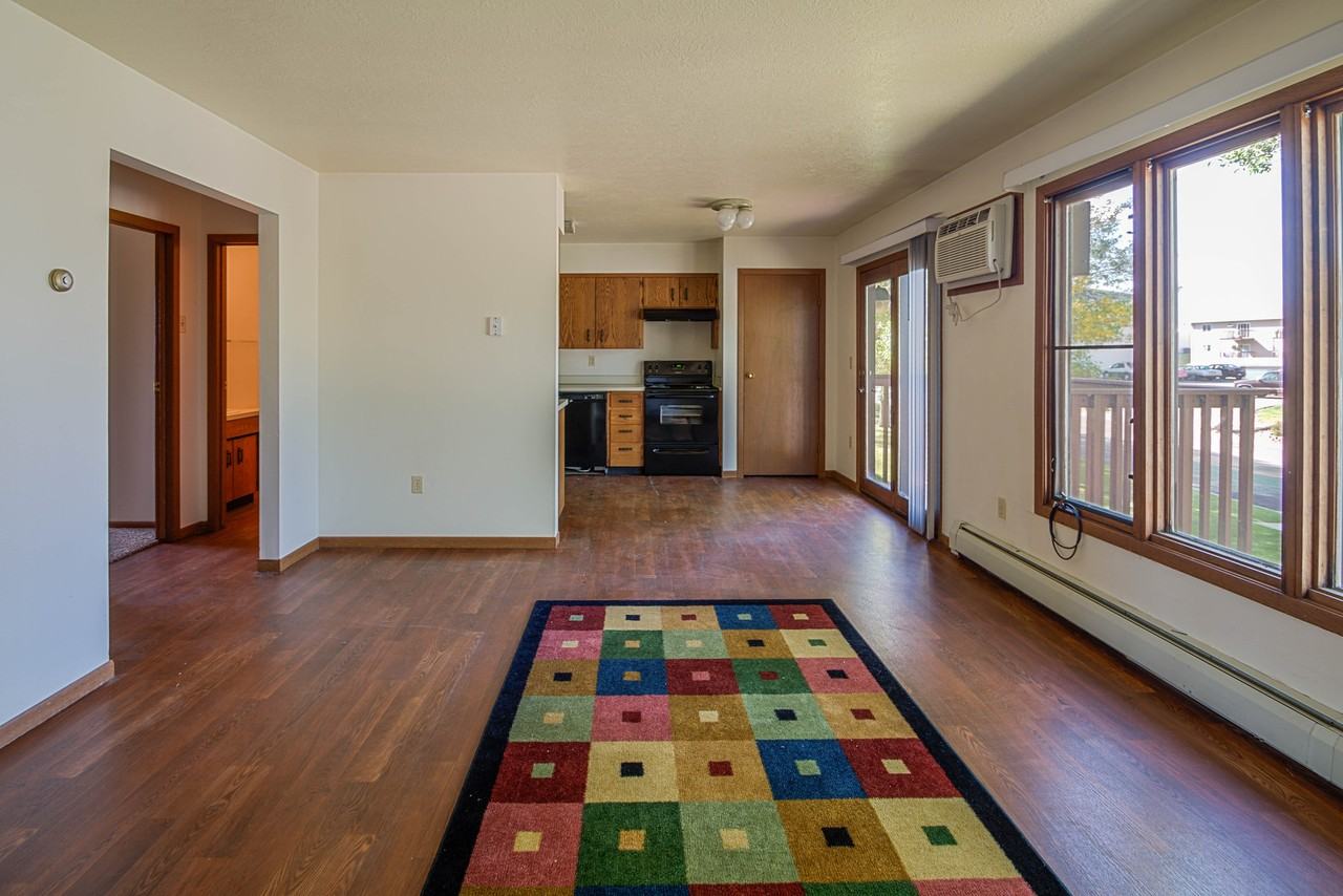 2801 6th Street SW - Photo 3 of 8