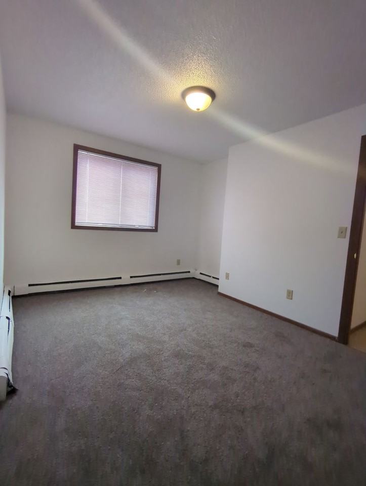 Regency East Apartments - Photo 7 of 18