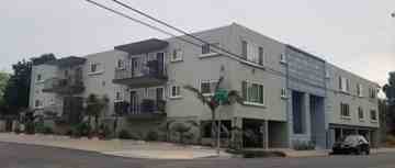 featured image of 3660 Eagle St