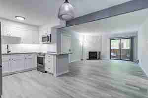 featured image of 3315 S Ammons St