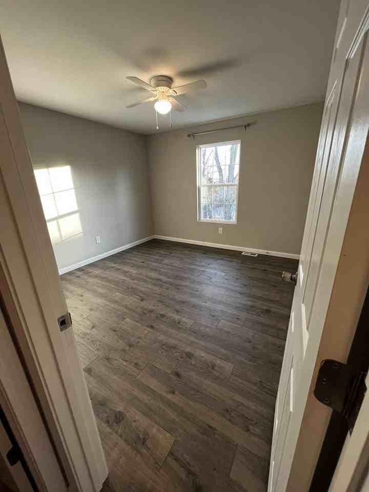 106 Springfield Heights Dr - Photo 7 of 15