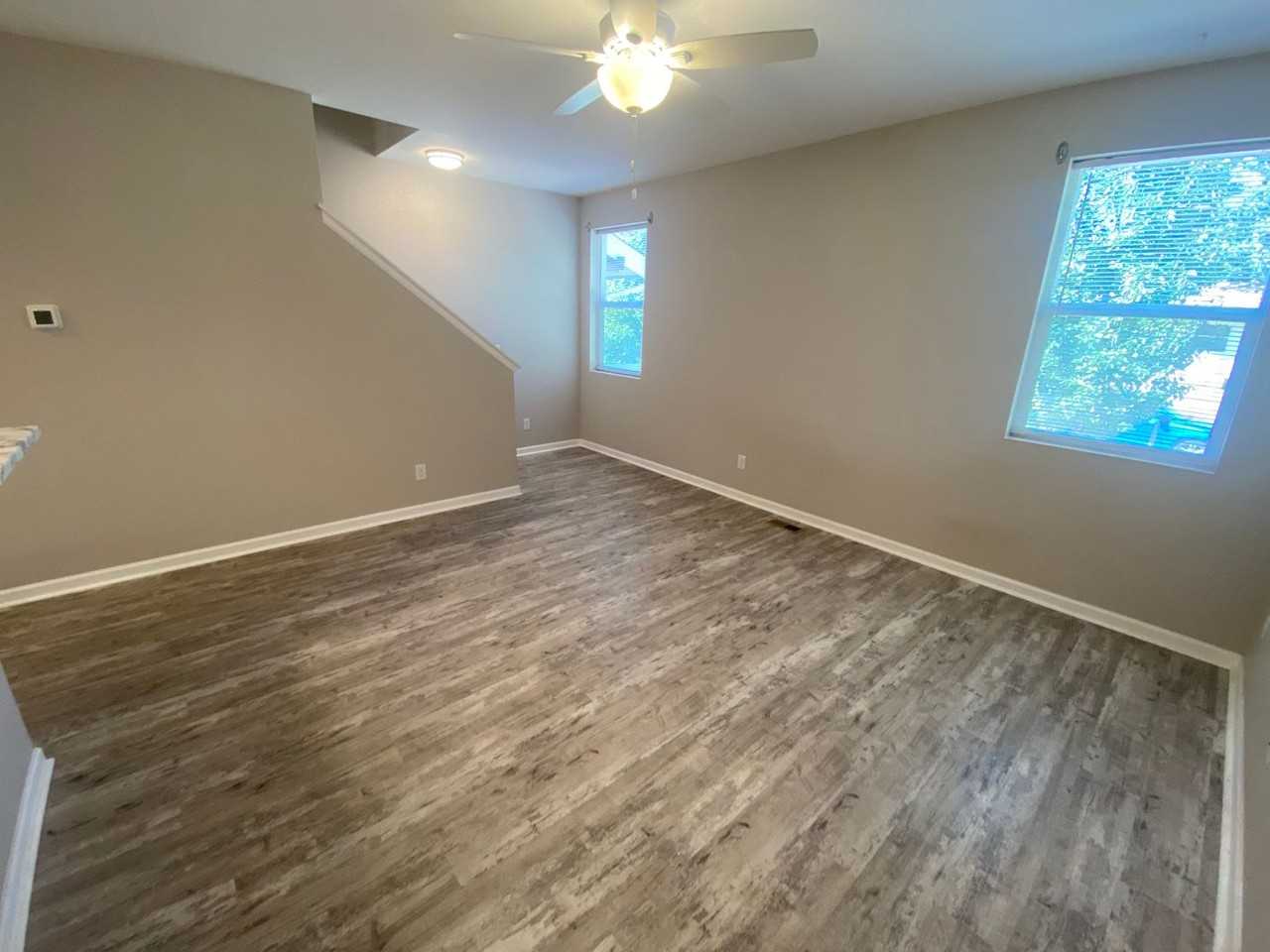 3126 S Acoma St - Photo 4 of 32