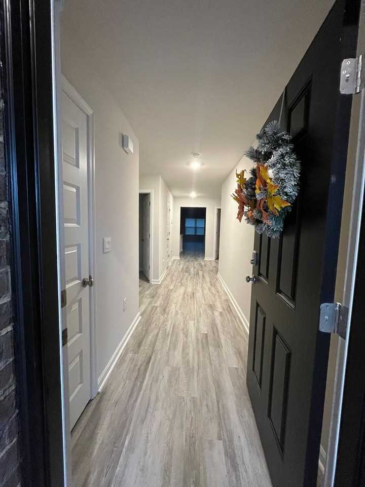 5108 Gaineswood Dr - Photo 2 of 21