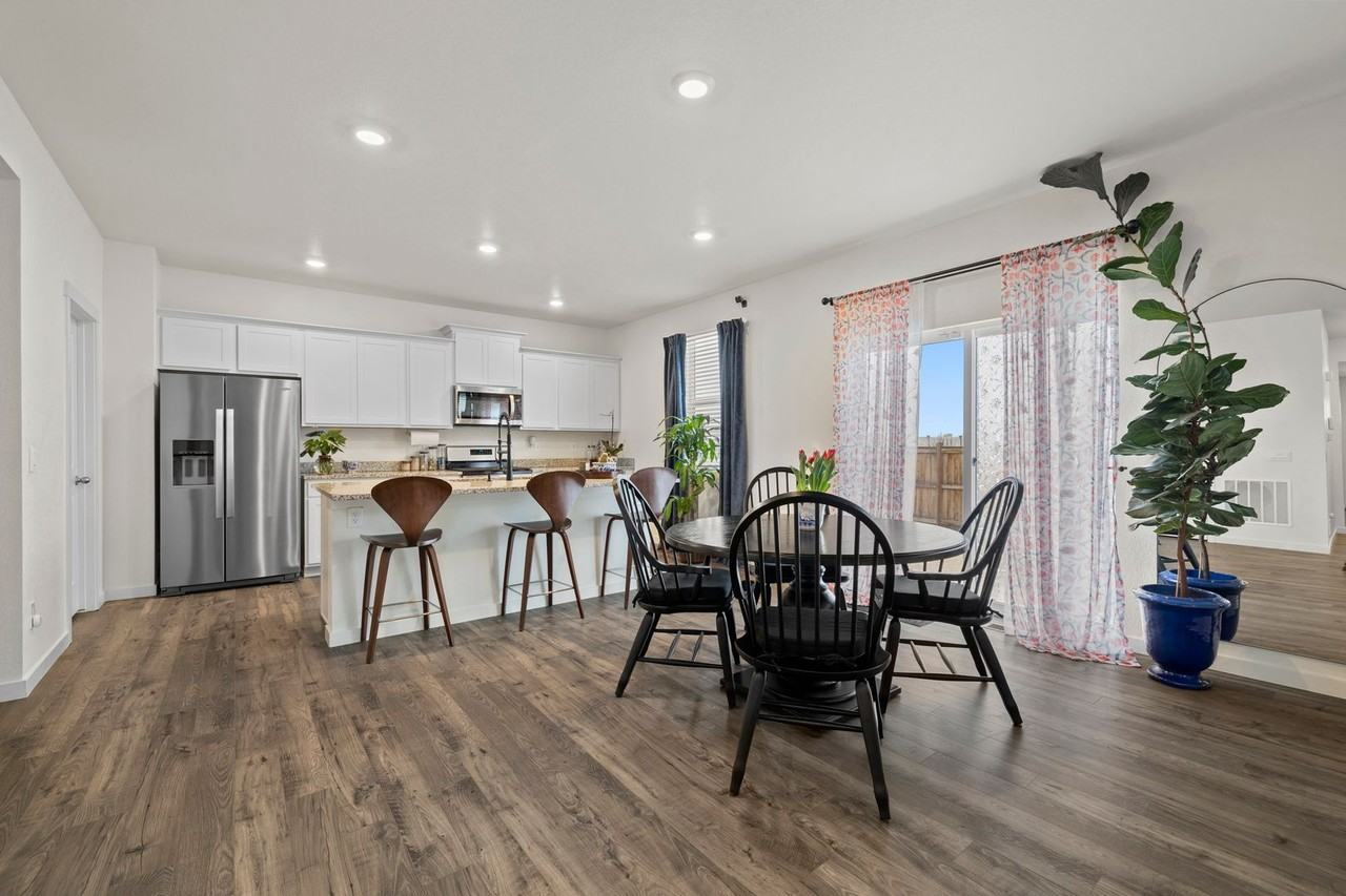 6373 Calla Lilly St - Photo 2 of 16