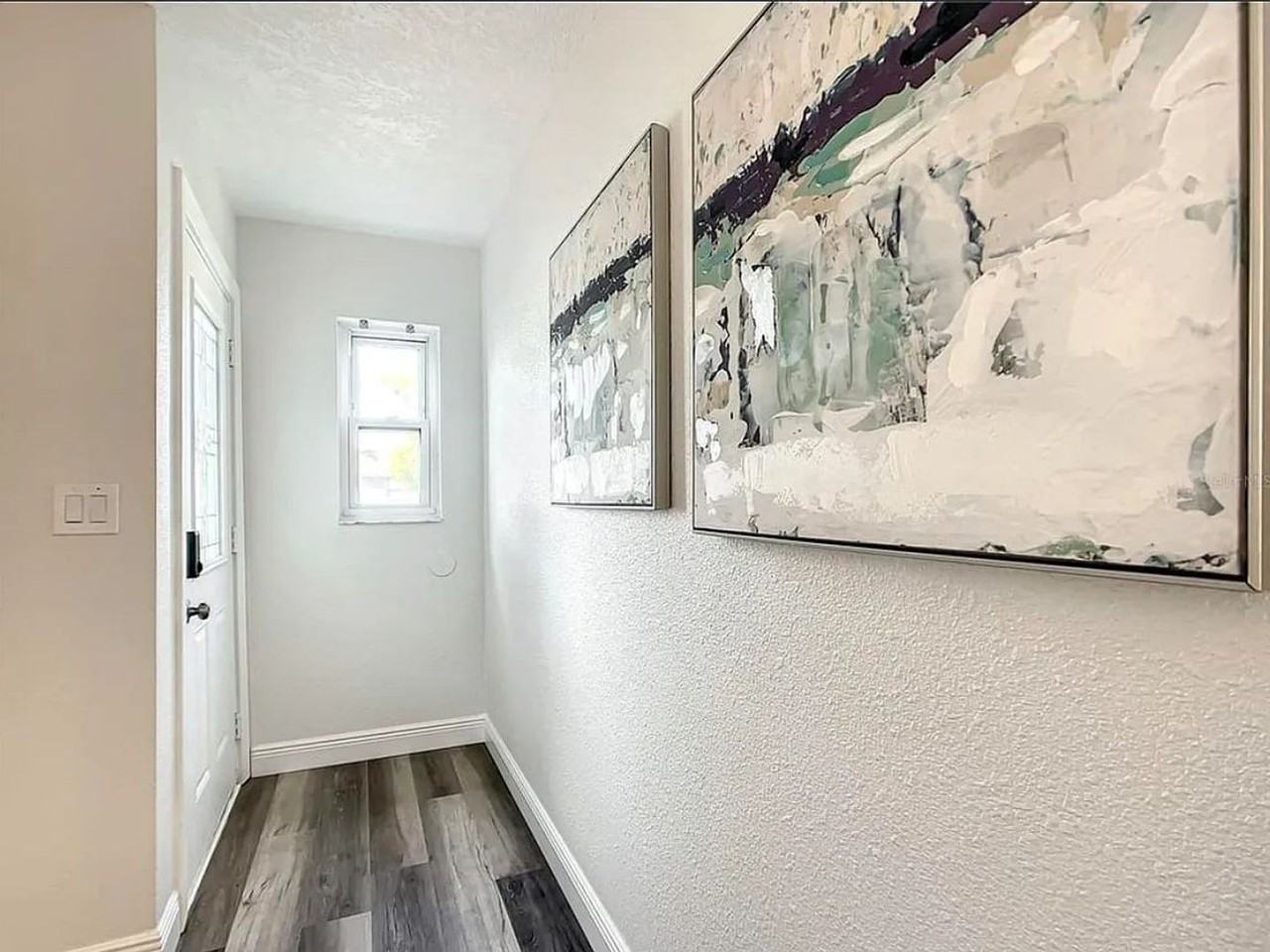 6453 Langston Ave - Photo 3 of 27