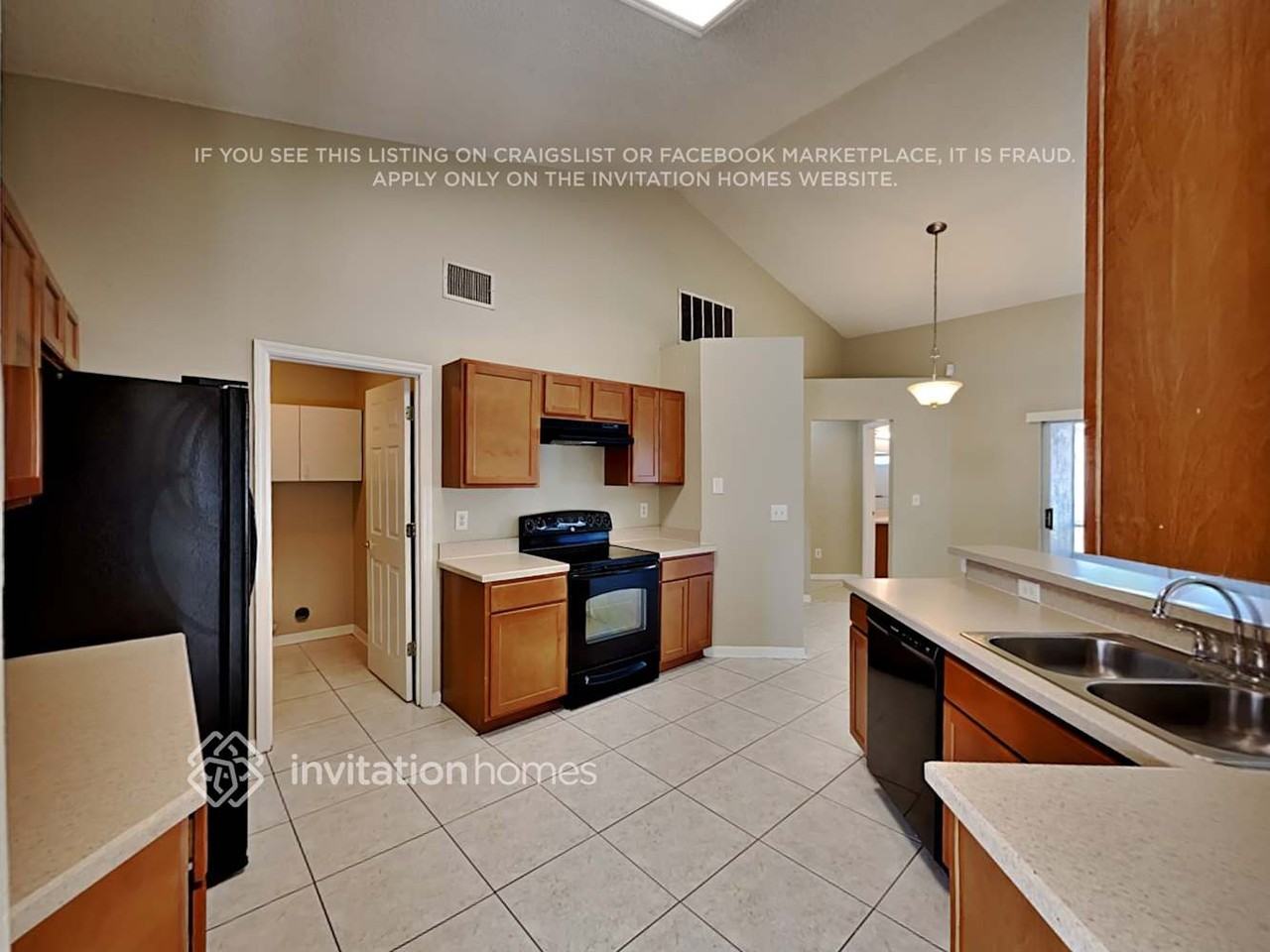 14411 Grassy Cove Cir - Photo 7 of 21