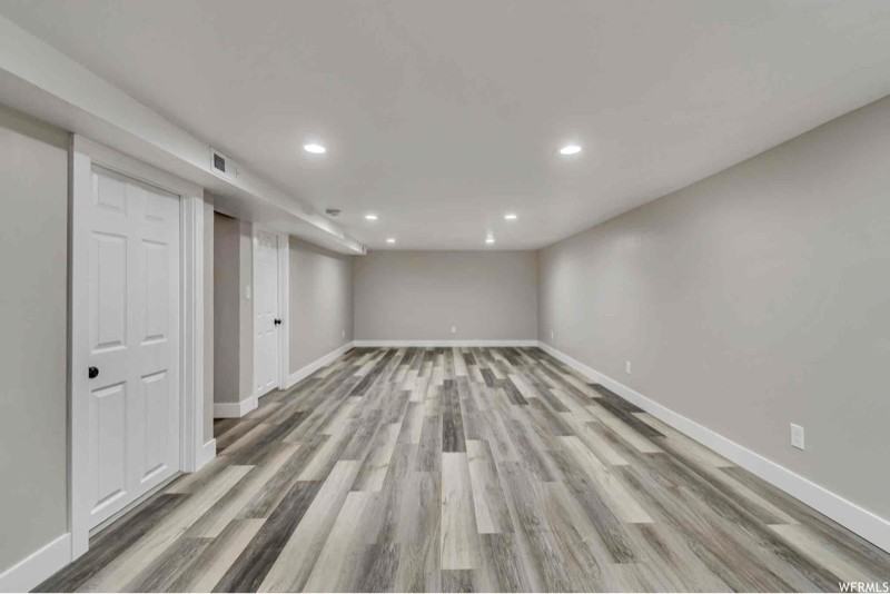 4569 S Carnegie Tech St - Photo 2 of 16