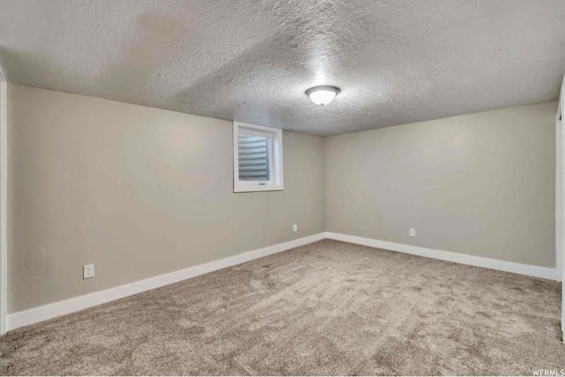 4569 S Carnegie Tech St - Photo 4 of 16