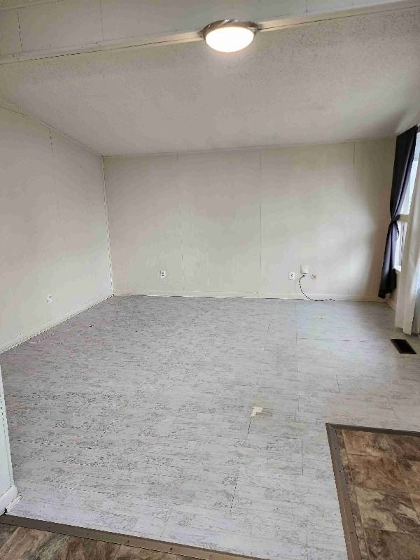 212 Sierra Madre Dr - Photo 4 of 9