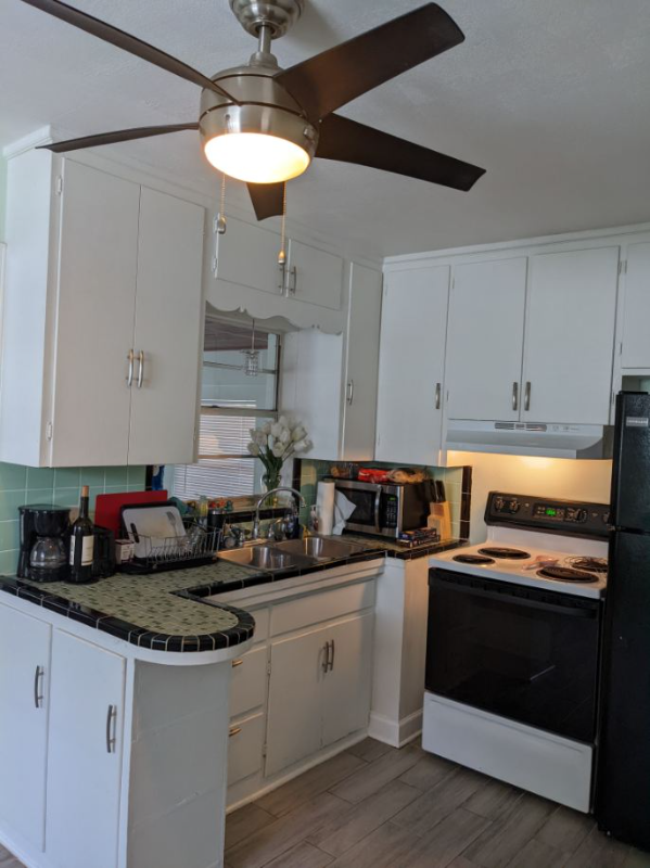 1029 27th St N - Photo 5 of 9