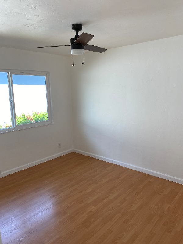 935 Linden Dr - Photo 3 of 5