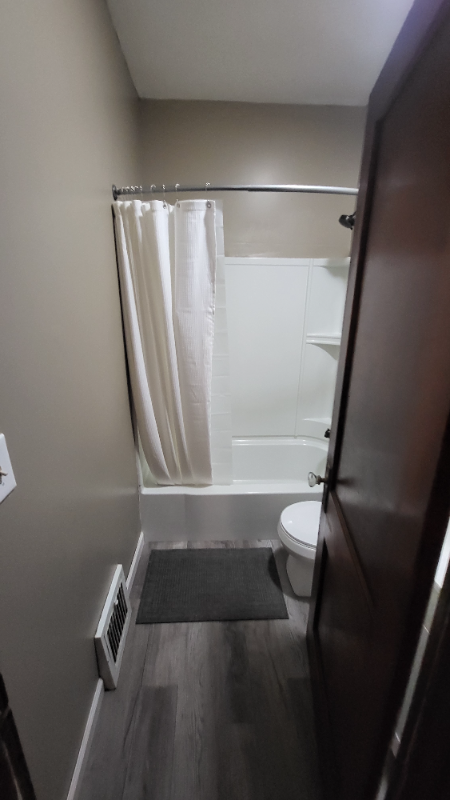 414 King St - Photo 3 of 11