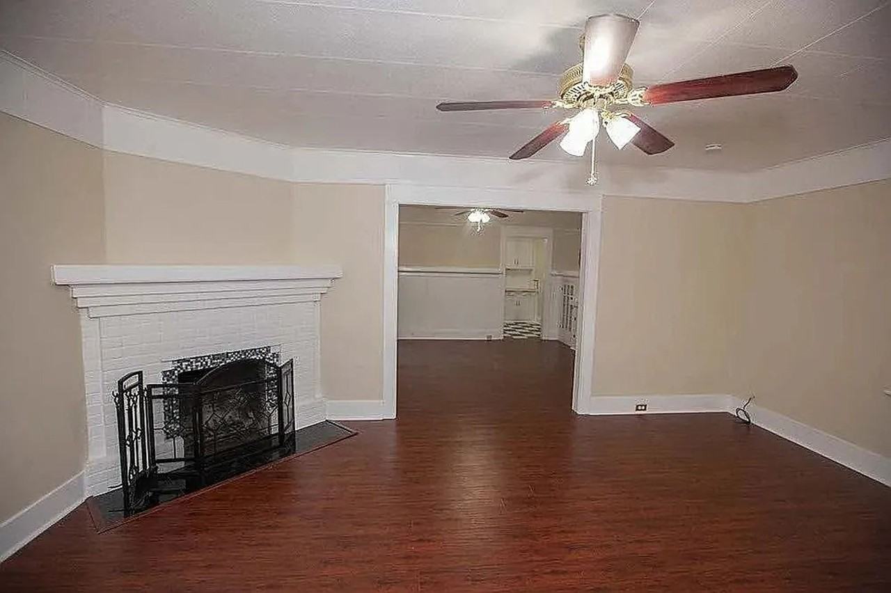 2420 21st St - Photo 2 of 14