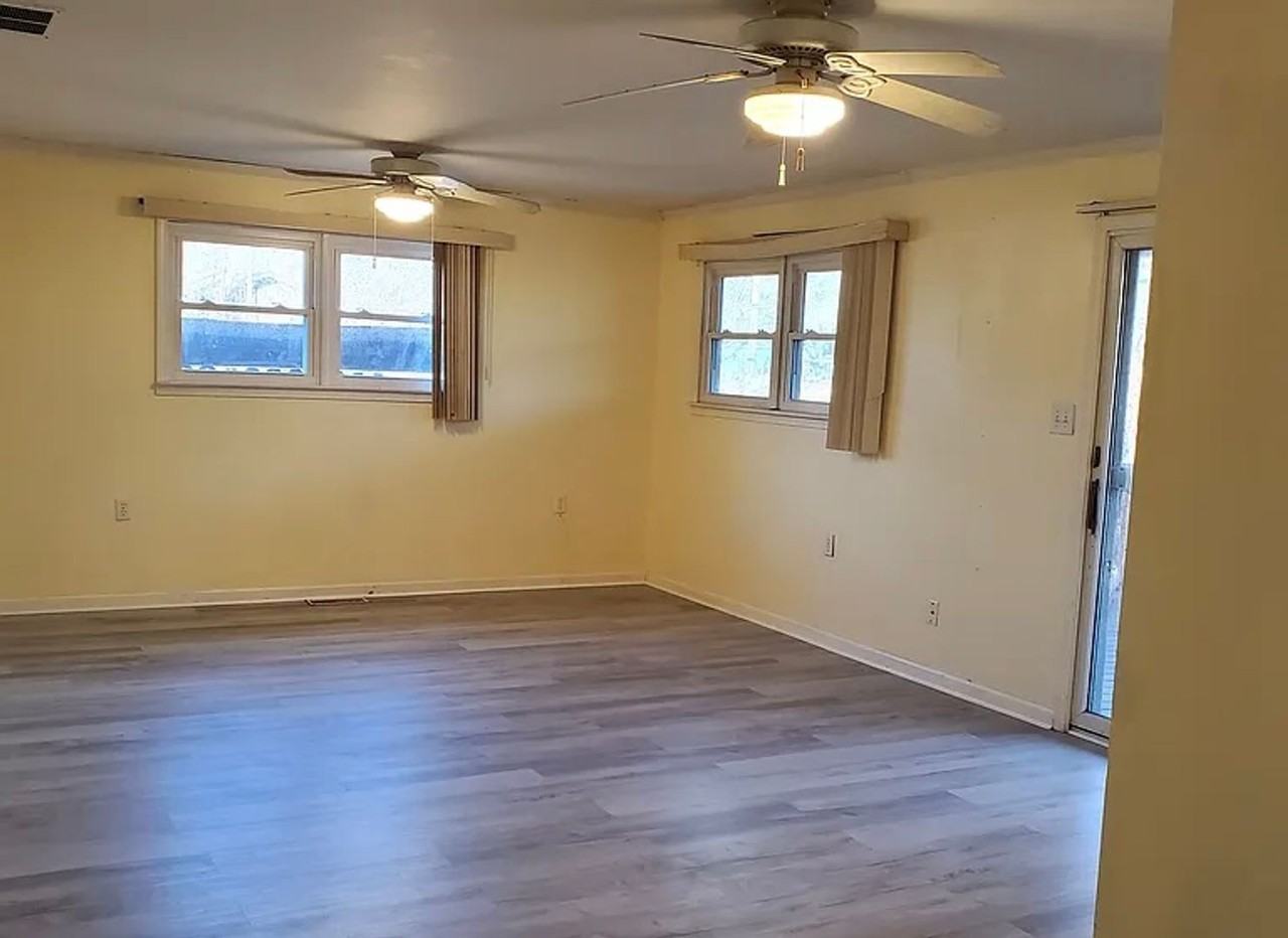 9491 Tobine St - Photo 3 of 19