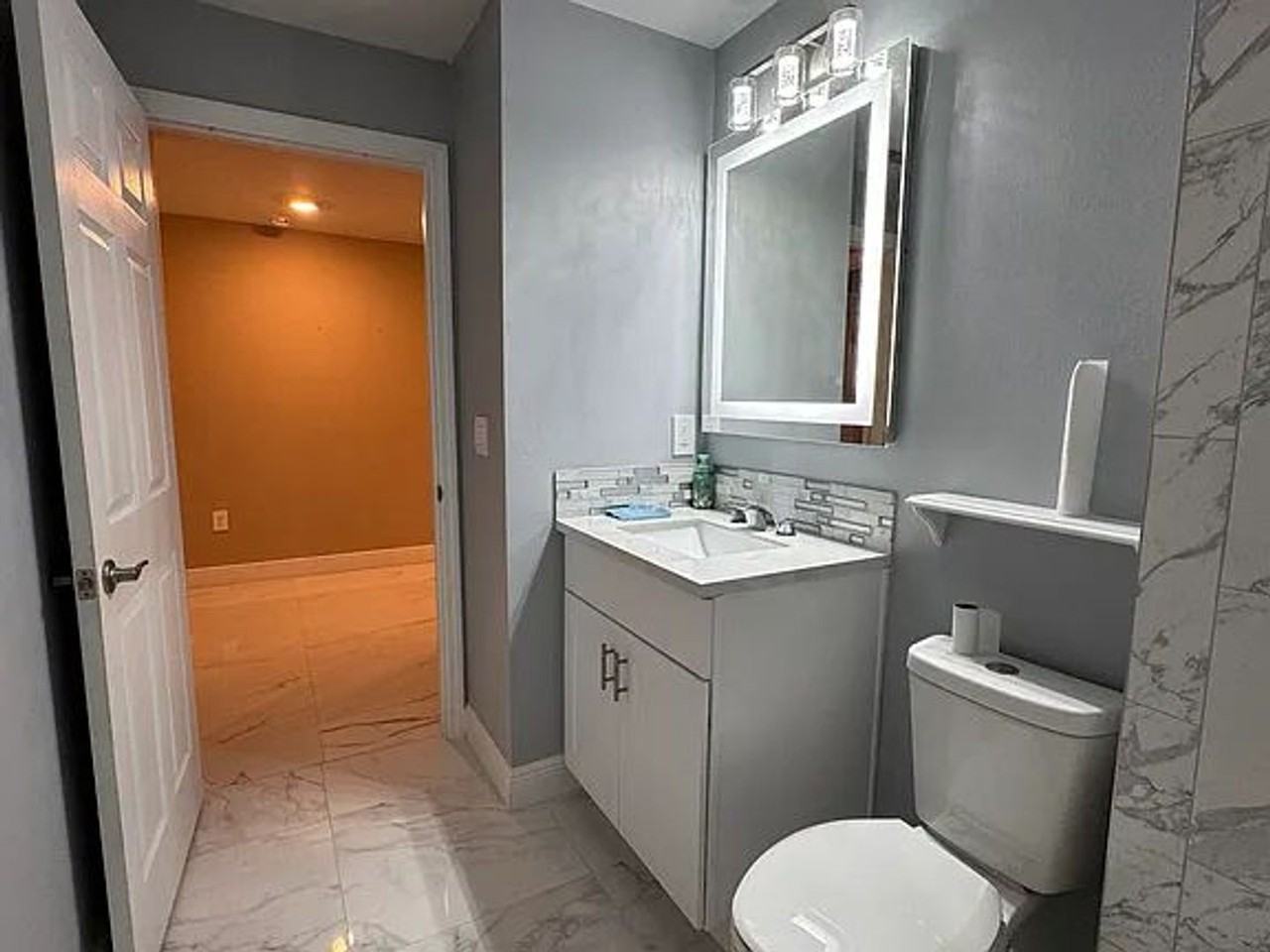 132 Harley Ter - Photo 3 of 23