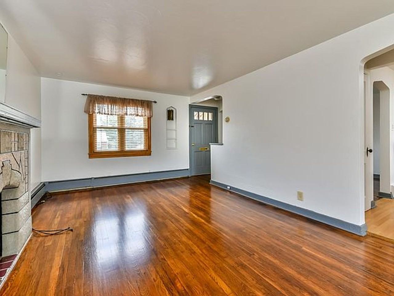 4010 Greensburg Pike - Photo 3 of 14