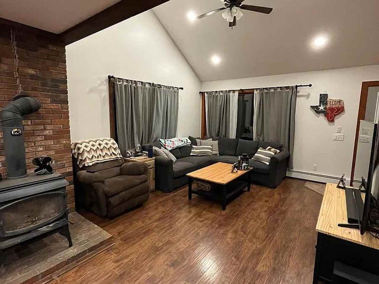 18 Watershed Ln - Photo 3 of 11