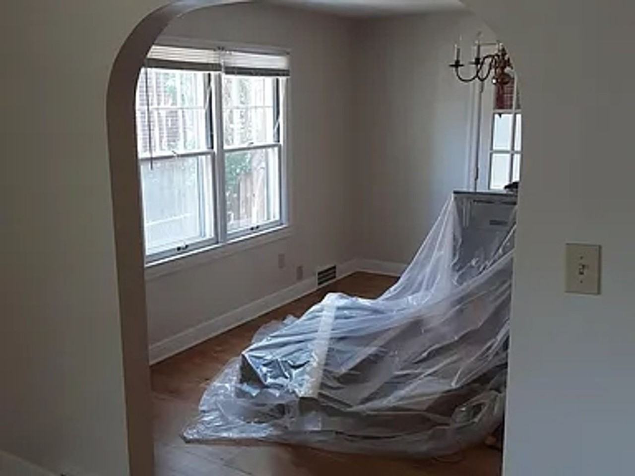 1926 Strathmoor Blvd - Photo 3 of 7