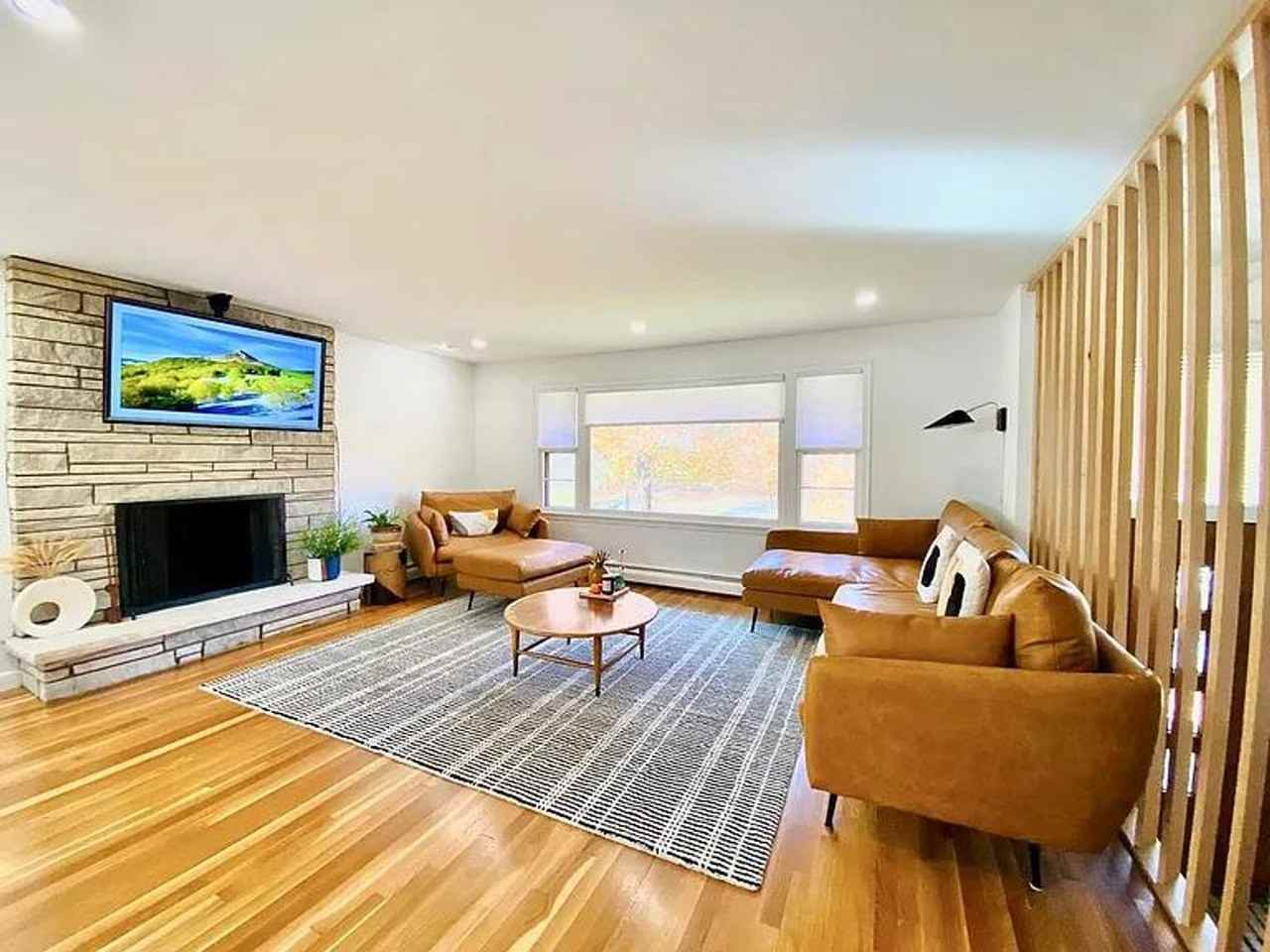 205 Range Rd - Photo 2 of 21