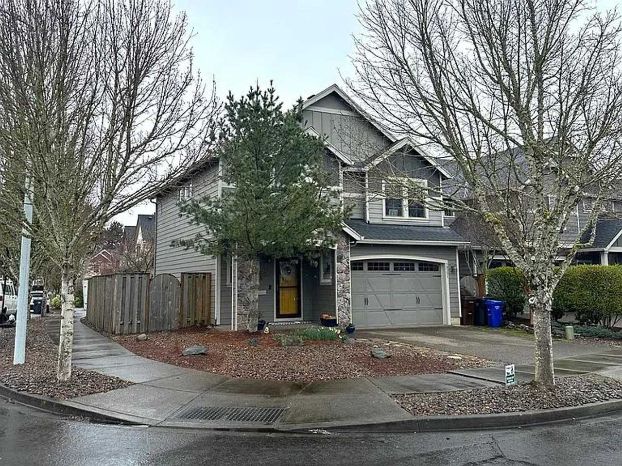 19351 Reddaway Ave - Photo 2 of 17