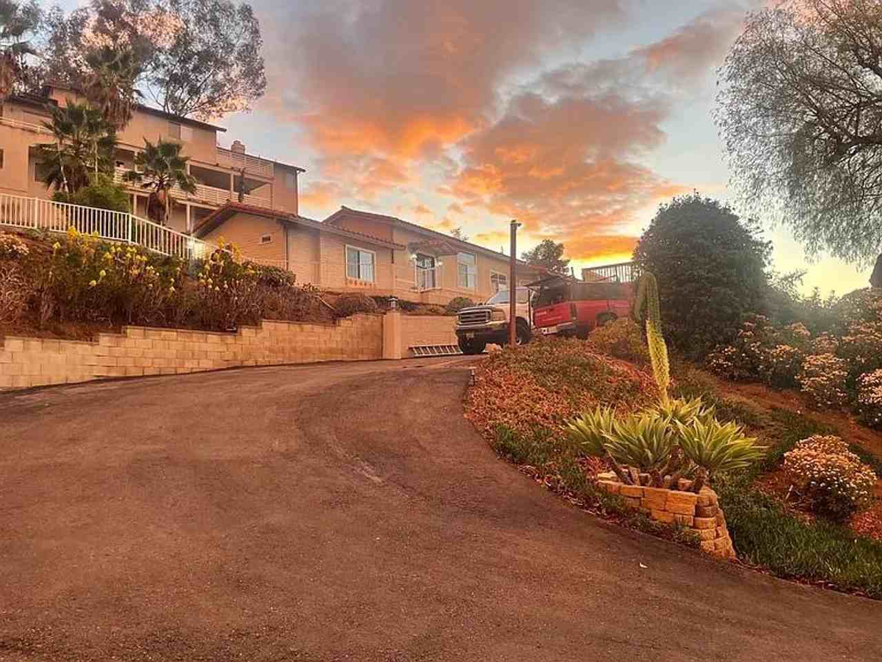 1653 Vista Del Valle Blvd - Photo 3 of 22