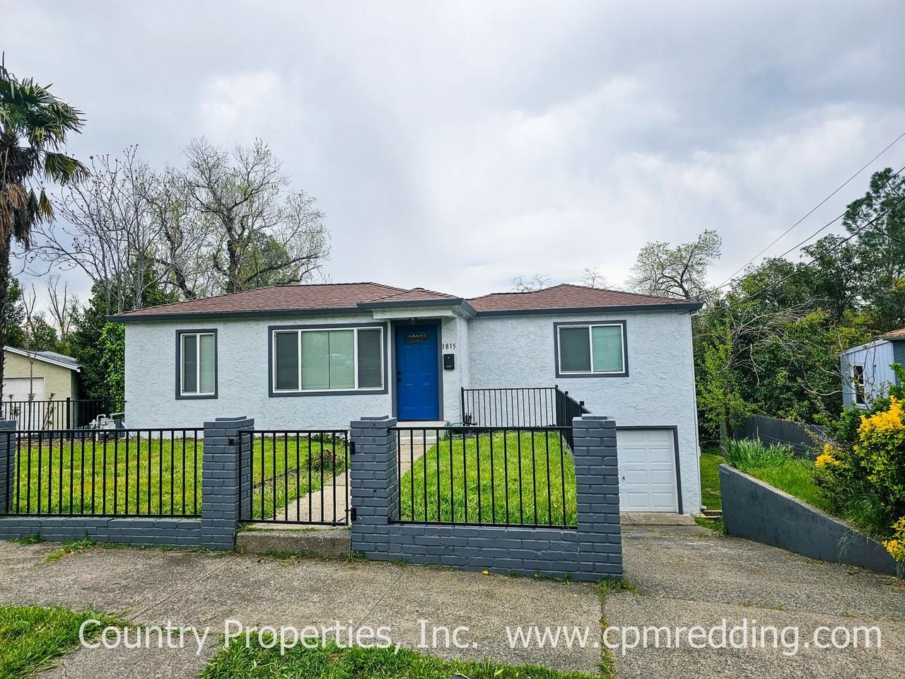 1815 9th St - Photo 2 of 27