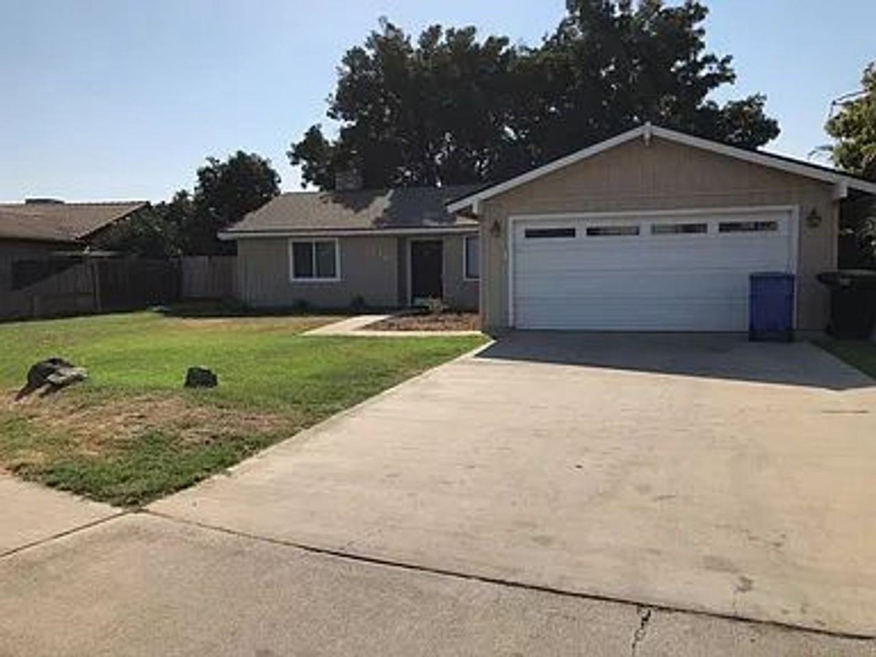 1175 Myrtle Pl ##Ca - Photo 2 of 11