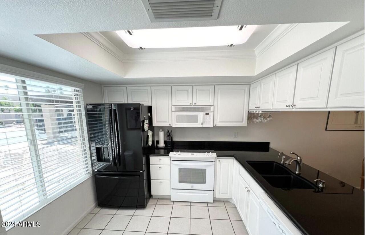 446 S 77th St - Photo 2 of 14