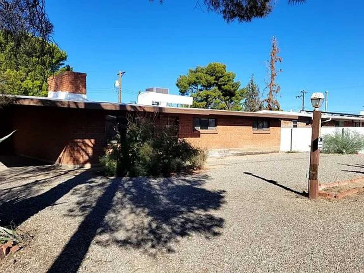 5255 E 5th St - Photo 2 of 10