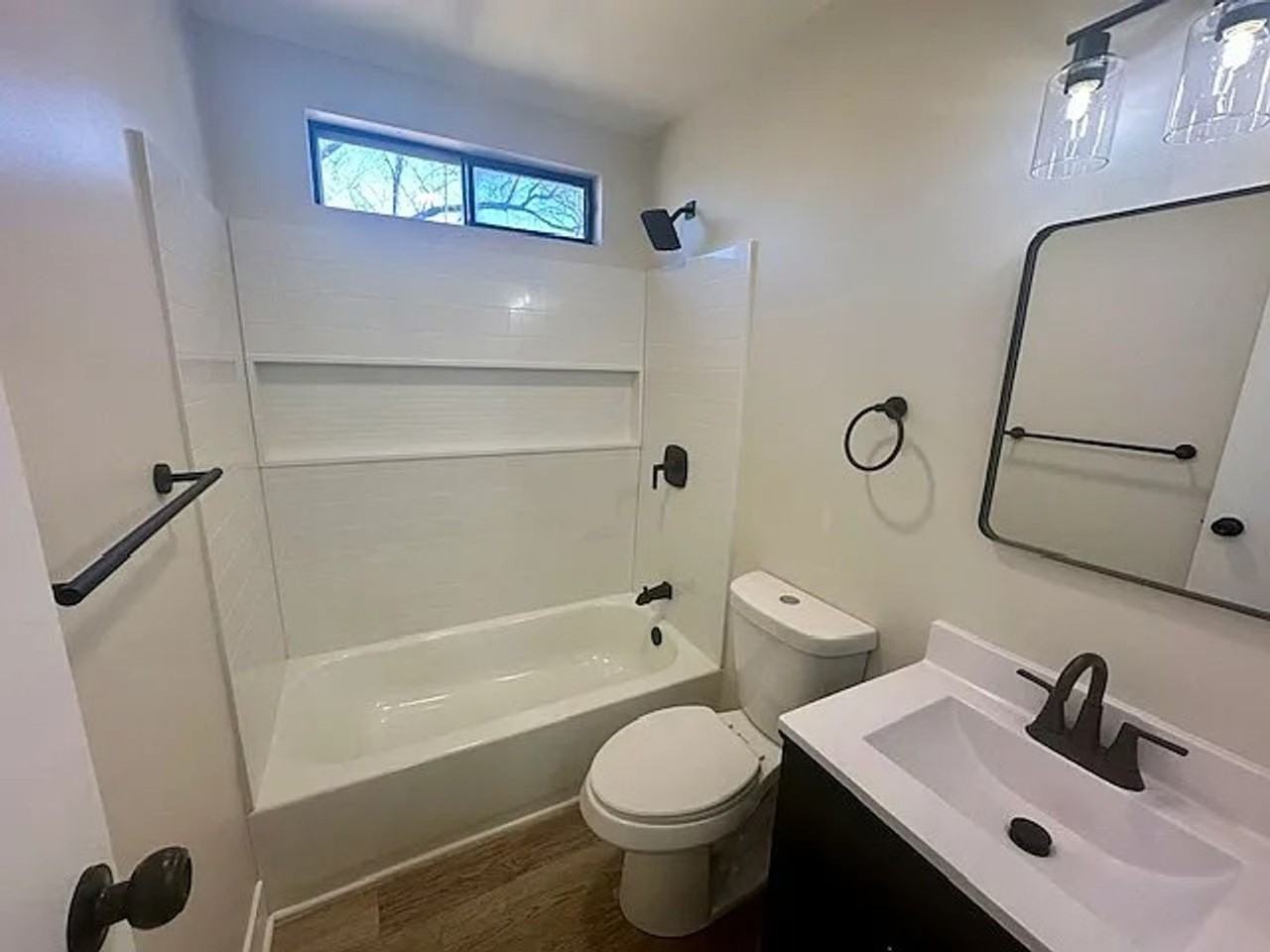 619 Parkside Ave - Photo 3 of 8