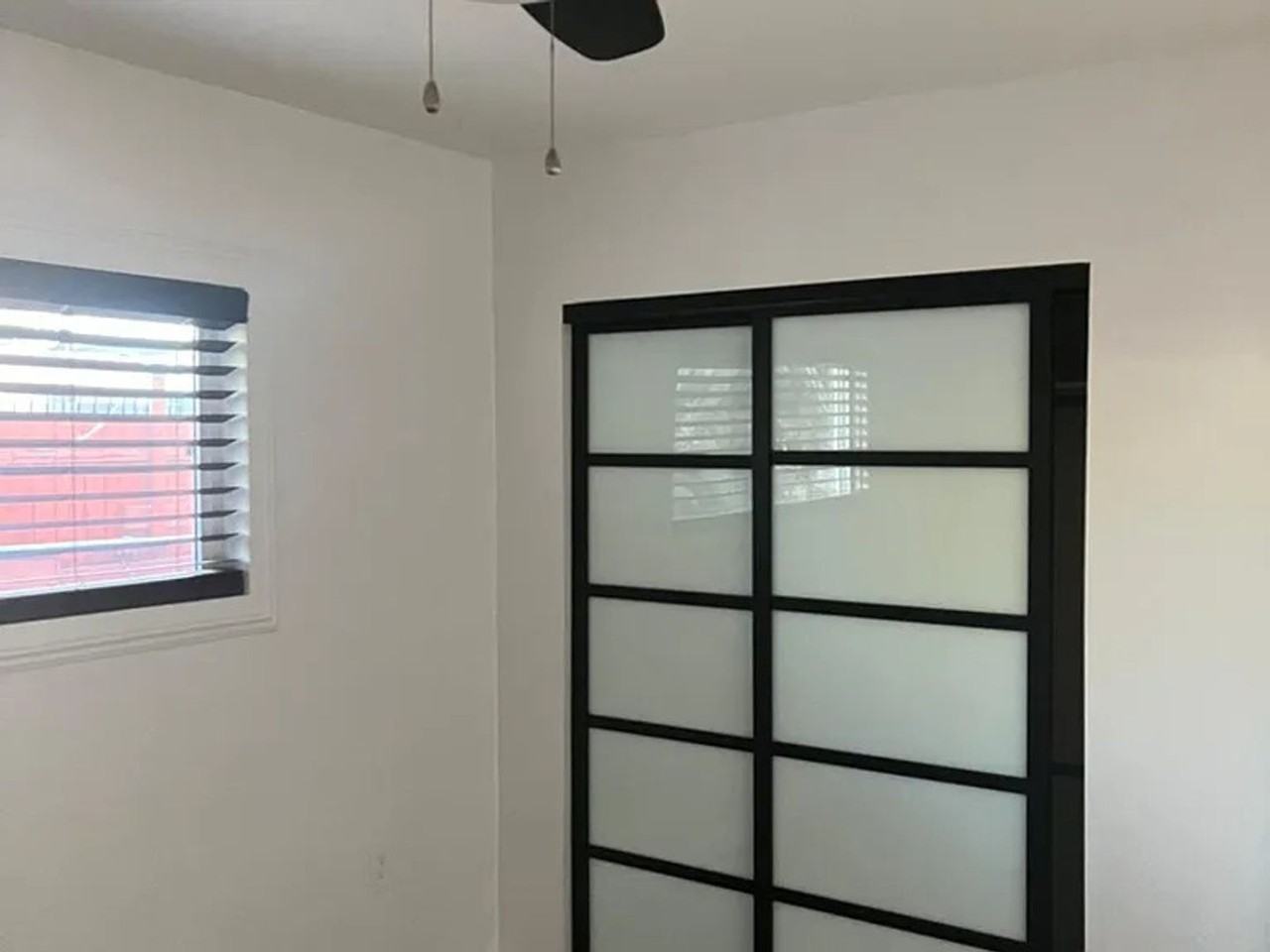 6510 Miramonte Blvd - Photo 3 of 6