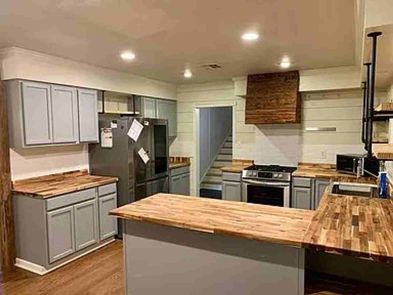 3031 Hill Hedge Dr - Photo 3 of 16