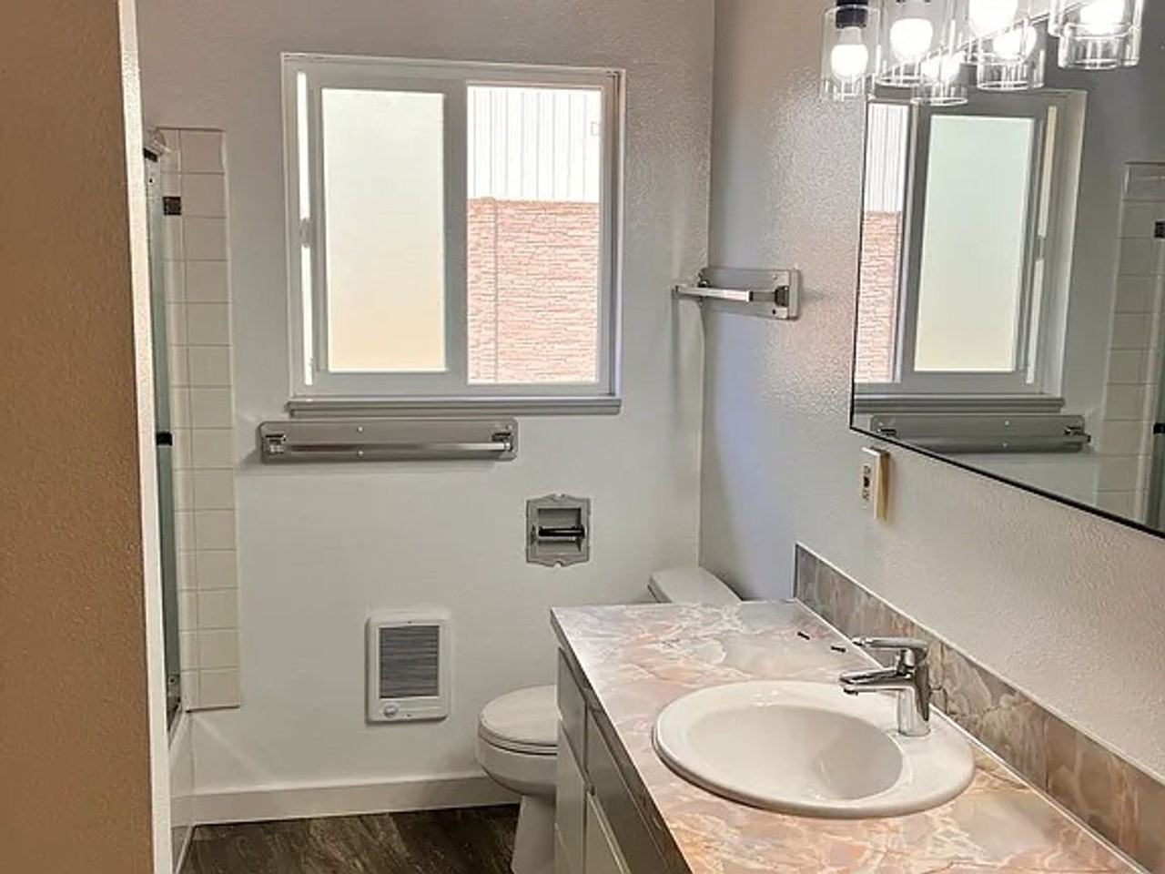 35380 Roger Ave - Photo 3 of 11
