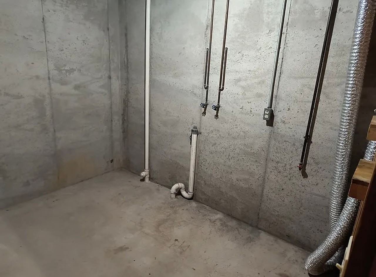 6970 Clyde Park Ave Sw - Photo 2 of 18