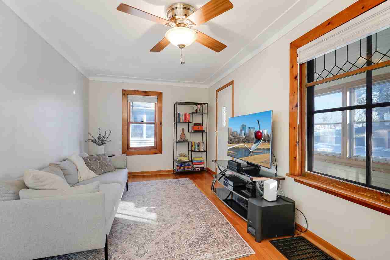 3042 Johnson St Ne #NA - Photo 2 of 21