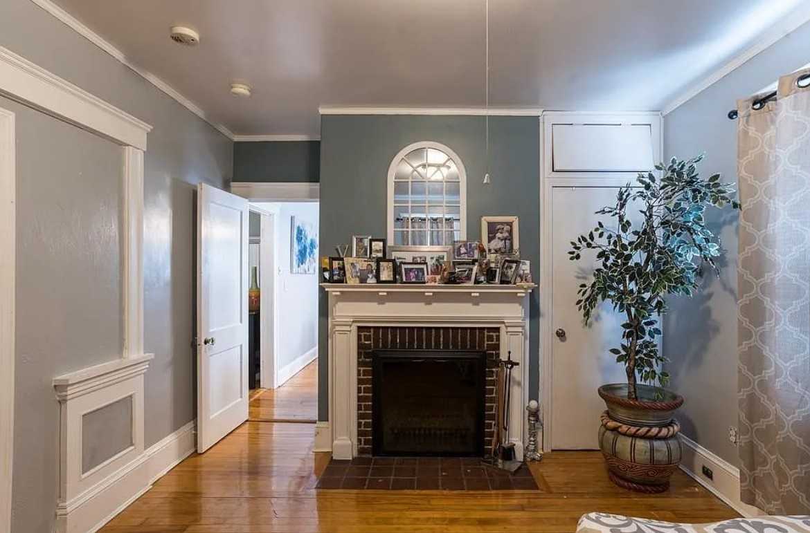 18 Stoneland Rd #1 - Photo 4 of 10